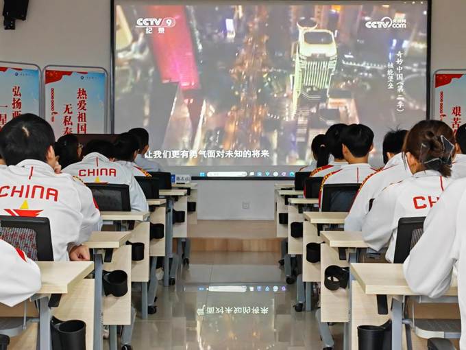 8265F1B0713892BC1BC1B12BB3B182E4